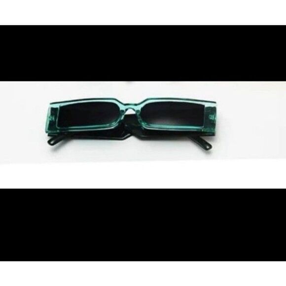 Vintage Unisex Sunglasses - Picture 2 of 4